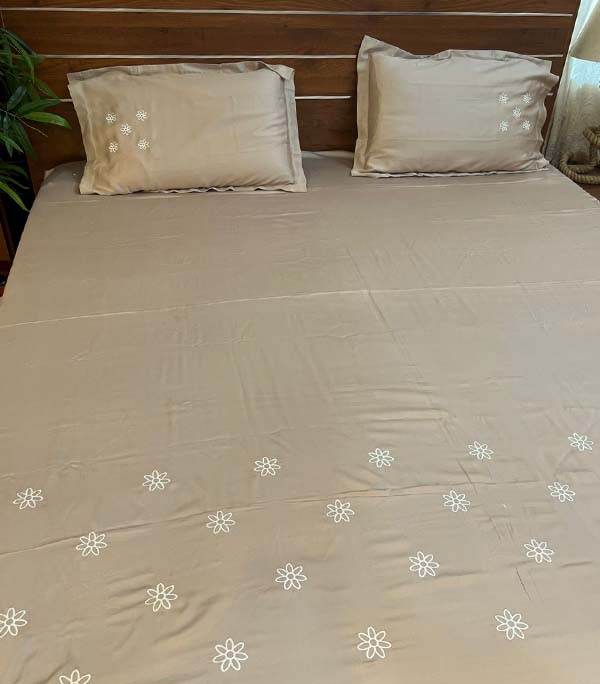 PREMIUM SATIN  BAIGE EMBROIDERY BEDSHEET HD 769