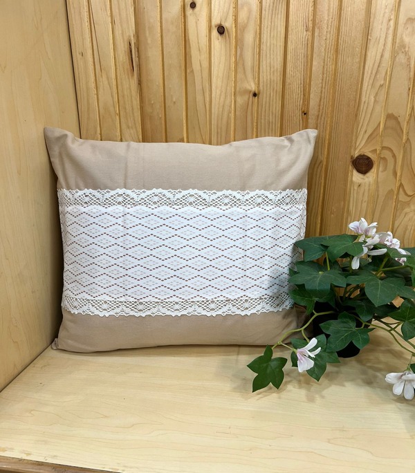 PATCH LACE BEIGE CUSHION  18″x18″