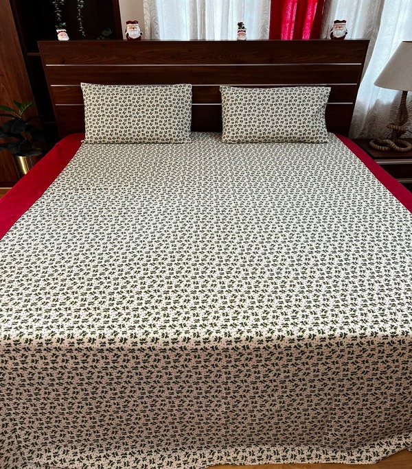 Christmas Border Bedsheet