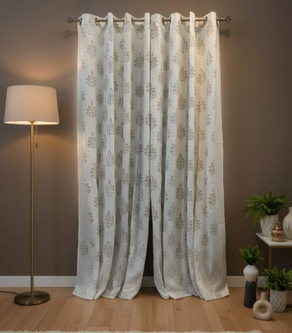 DOOR CURTAIN